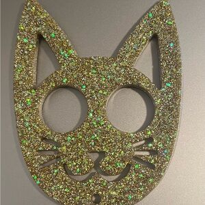 Self defense cat keychain - NEW  (gold-green)